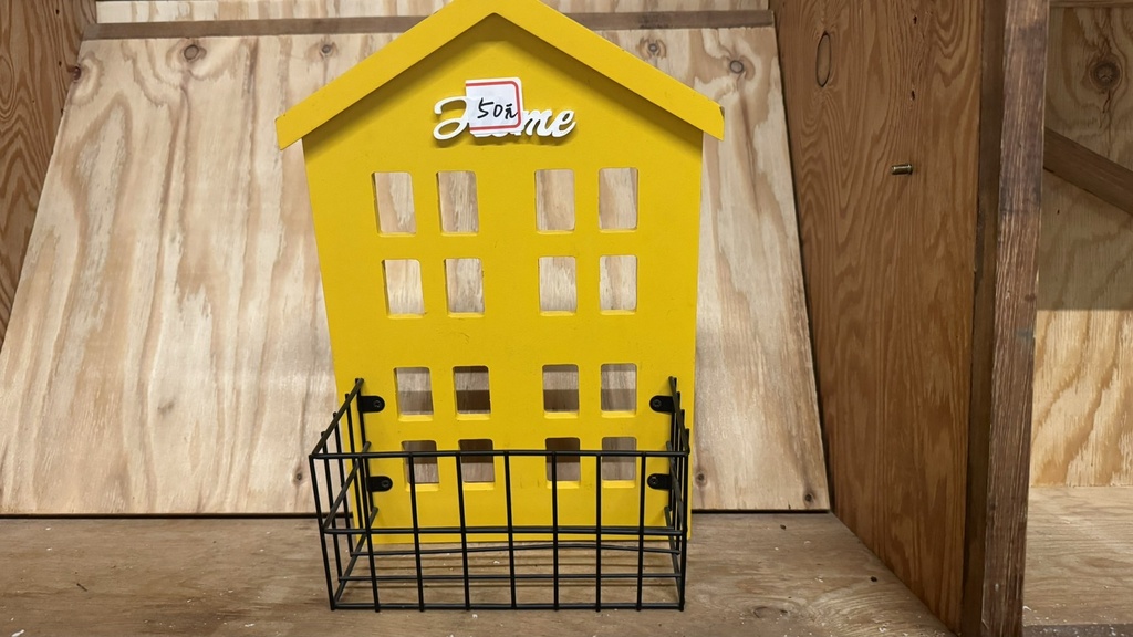 Wall-mounted storage basket rack